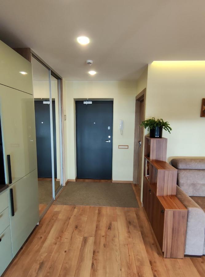 Apartments Franny'S Bees Вильнюс Экстерьер фото